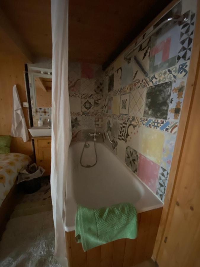Bed and Breakfast Casa Vegana Trun Exterior foto