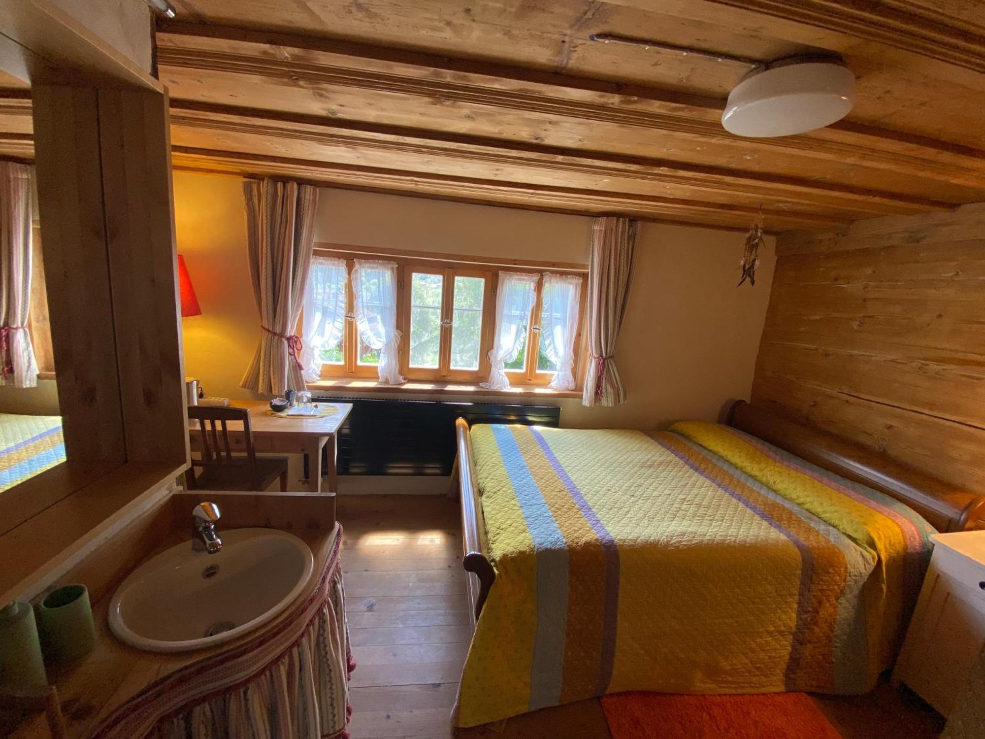 Bed and Breakfast Casa Vegana Trun Exterior foto